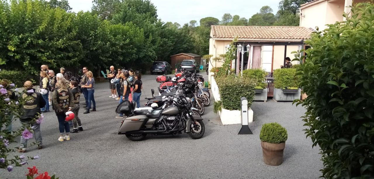 Le Grand Jardin Hotel Aujargues Exterior foto